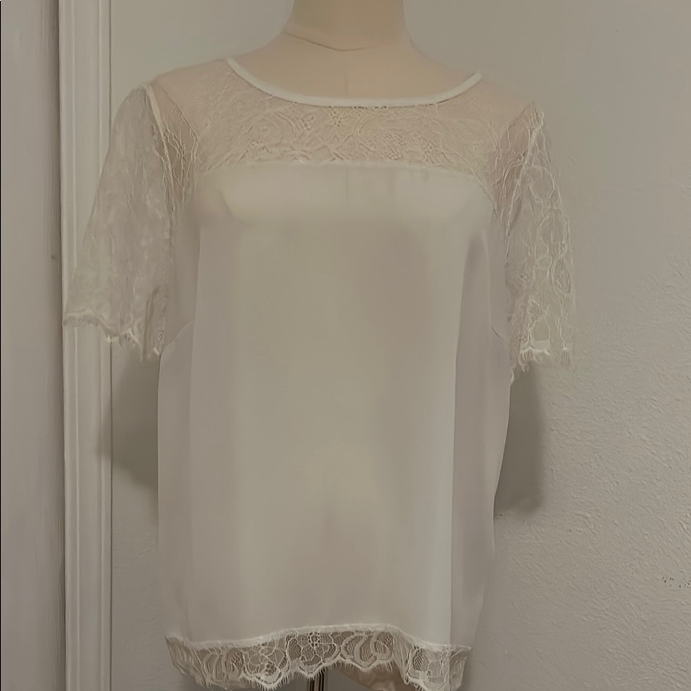 Elegant White Lace Women's Top